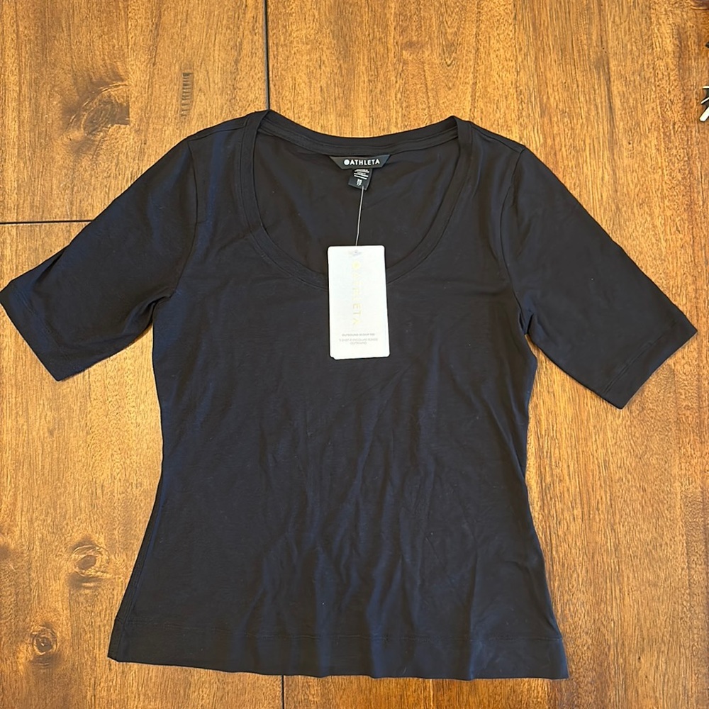 NWT Athleta Outbound Scoop Tee, Black, XS